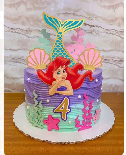 Pastel de bodas hecho a mano por Andryana's Sweet Studio