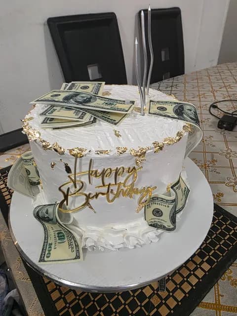 Pastel de temáticos hecho a mano por Andryana's Sweet Studio